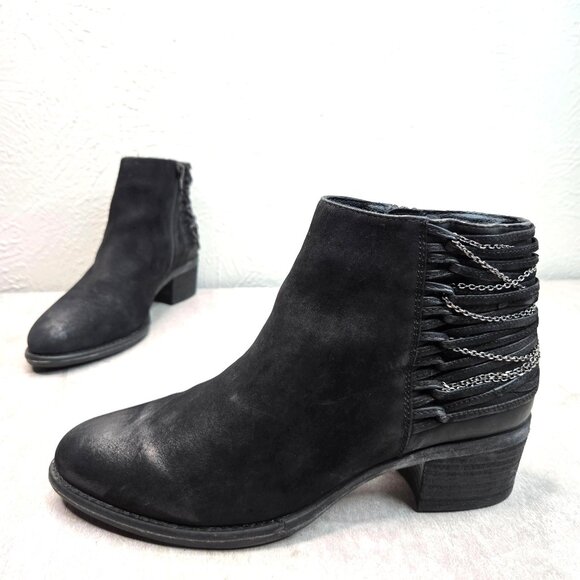 Steve Madden Ankle Boots Size 8 Black Leather Grunge Goth Edgy Chain Booties - Picture 1 of 14